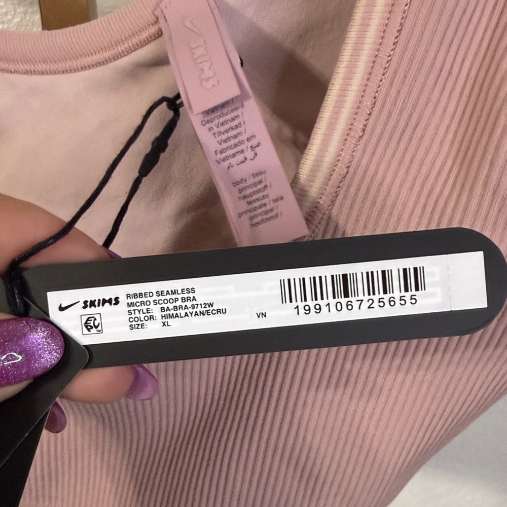 Skims x Nike- Ribbed seamless Pink micro scoop Sports Bra- XL - Picture 6 of 10